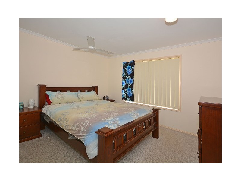 18 Burnett Court, Eli Waters QLD 4655