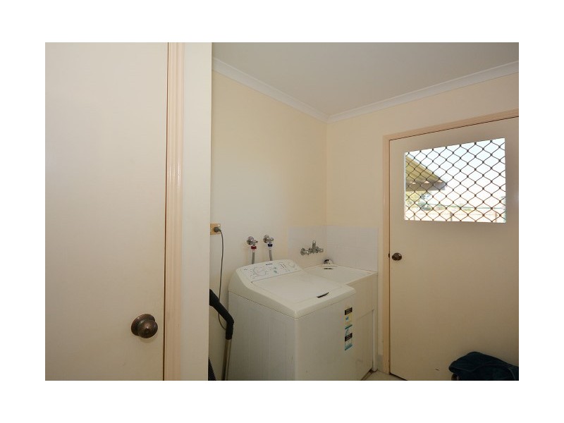 18 Burnett Court, Eli Waters QLD 4655