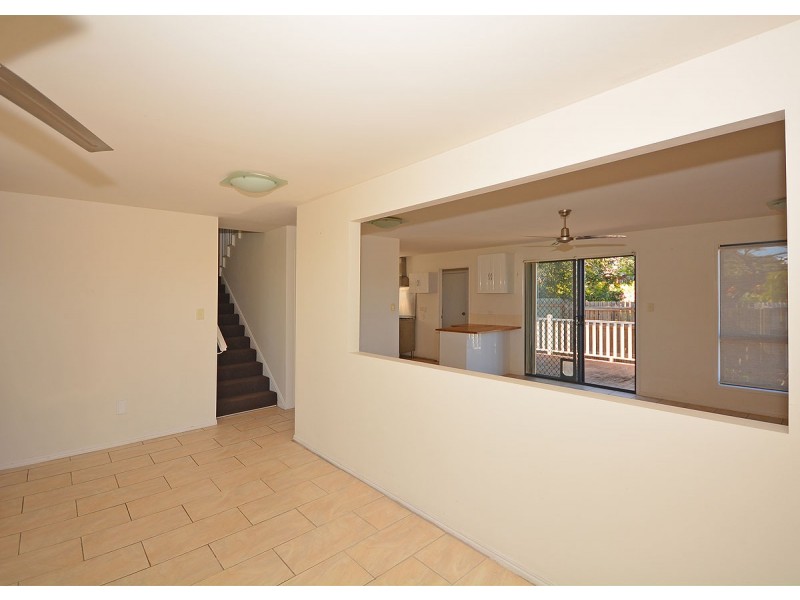 6 Deeds Court, Dundowran Beach QLD 4655