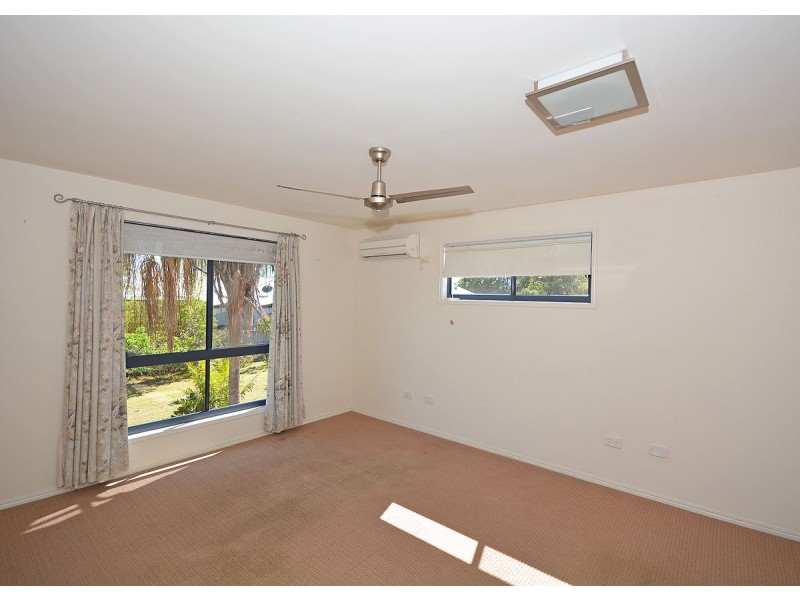 6 Deeds Court, Dundowran Beach QLD 4655