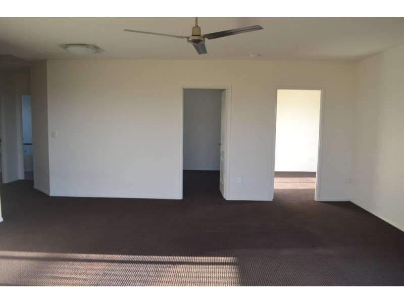 6 Deeds Court, Dundowran Beach QLD 4655