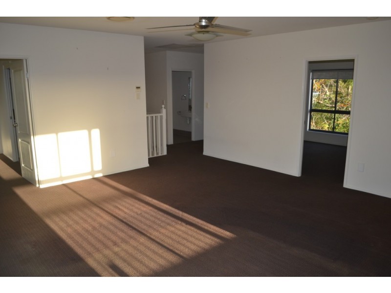 6 Deeds Court, Dundowran Beach QLD 4655