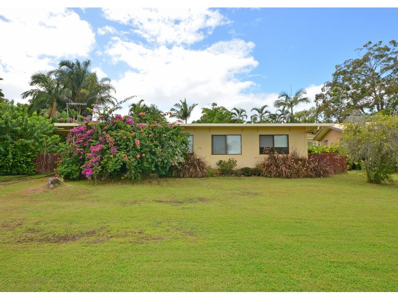 29 Paradise Street, Point Vernon QLD 4655