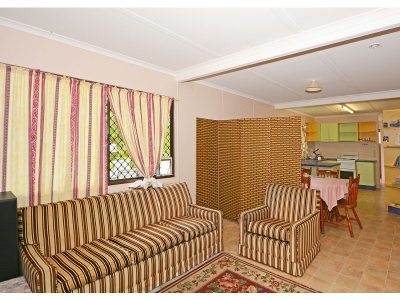 29 Paradise Street, Point Vernon QLD 4655