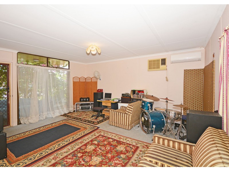 29 Paradise Street, Point Vernon QLD 4655