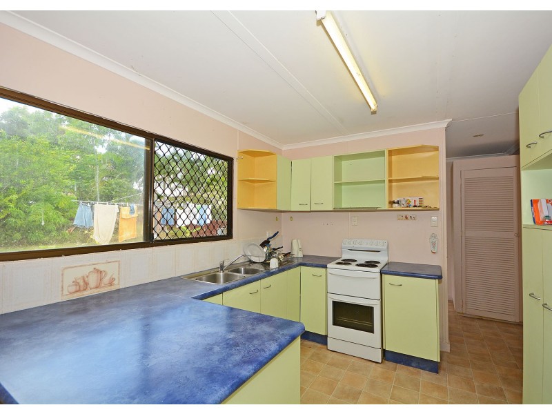 29 Paradise Street, Point Vernon QLD 4655