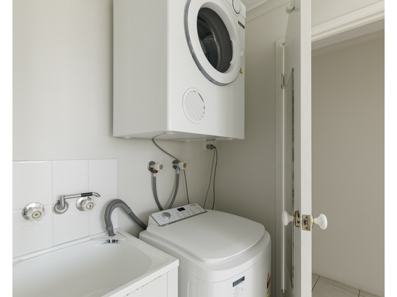 11/458 Esplanade, Torquay QLD 4655