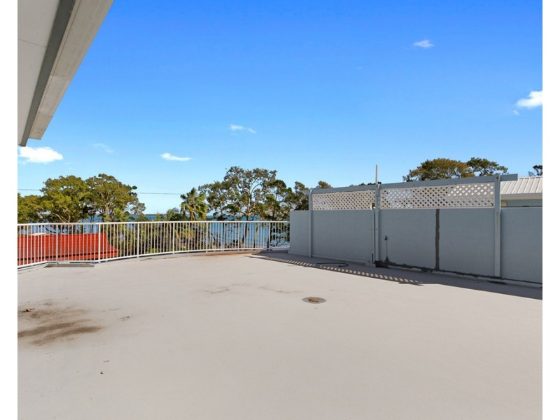 11/458 Esplanade, Torquay QLD 4655