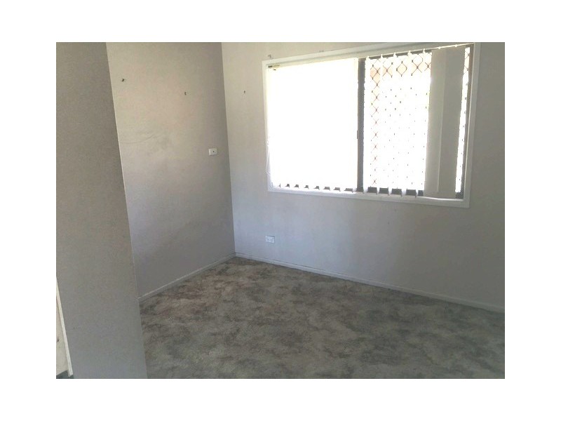 3 Matthew Drive, Urangan QLD 4655