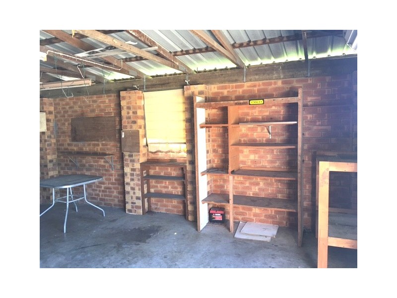 3 Matthew Drive, Urangan QLD 4655