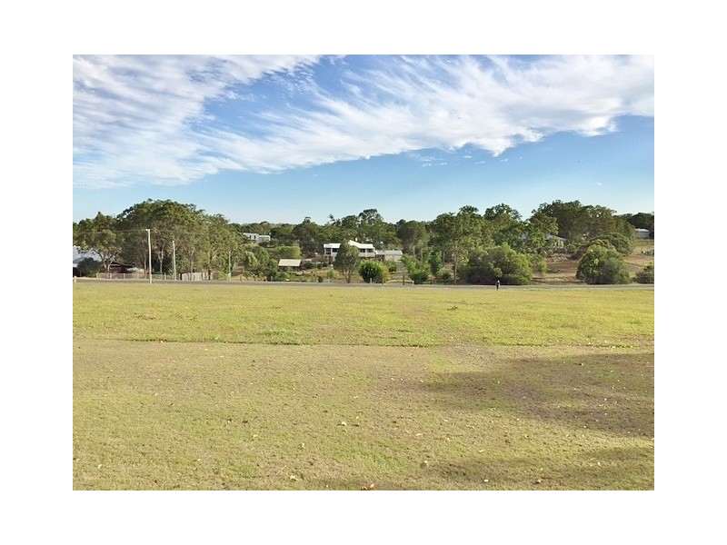 17 Seaview Drive, Booral QLD 4655