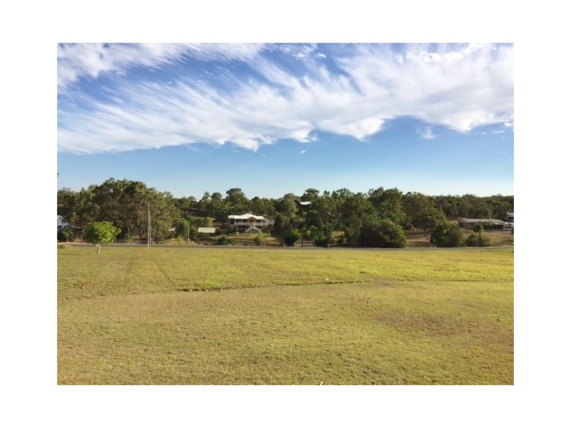 17 Seaview Drive, Booral QLD 4655
