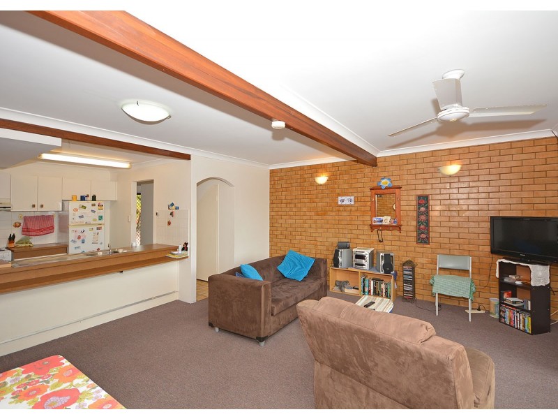 11/85 Miller Street, Urangan QLD 4655