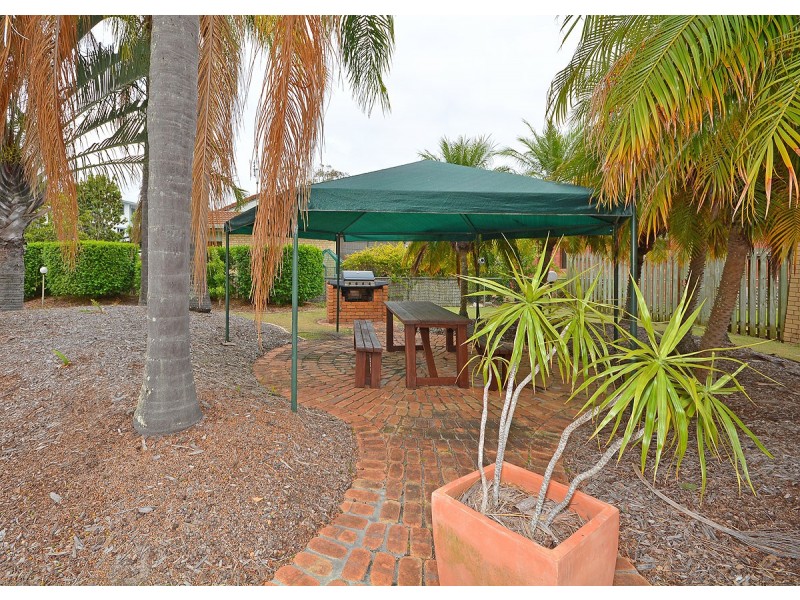 11/85 Miller Street, Urangan QLD 4655