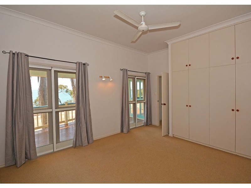 159 Charlton Esplanade, Point Vernon QLD 4655