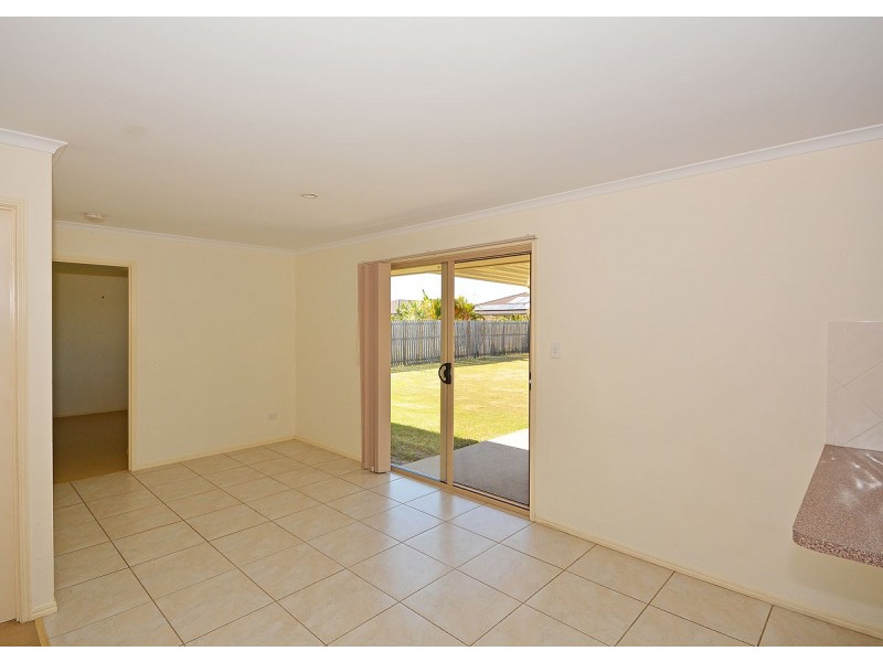 22 Yarrilee Circuit, Dundowran QLD 4655