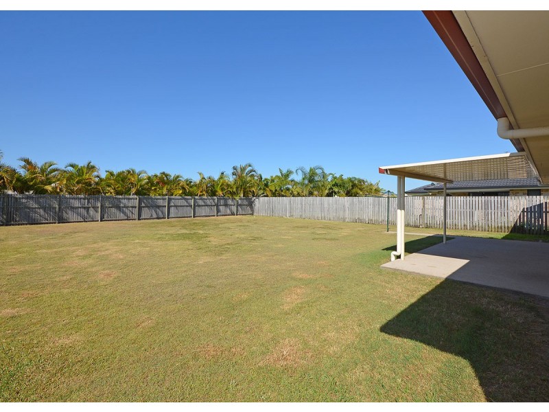 22 Yarrilee Circuit, Dundowran QLD 4655