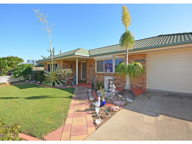 5 Elliot Court, Eli Waters QLD 4655
