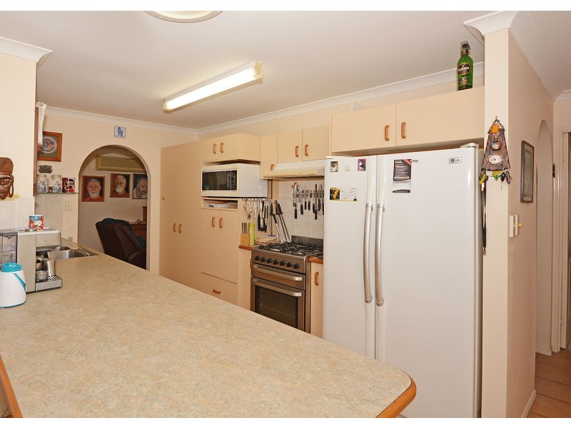 5 Elliot Court, Eli Waters QLD 4655
