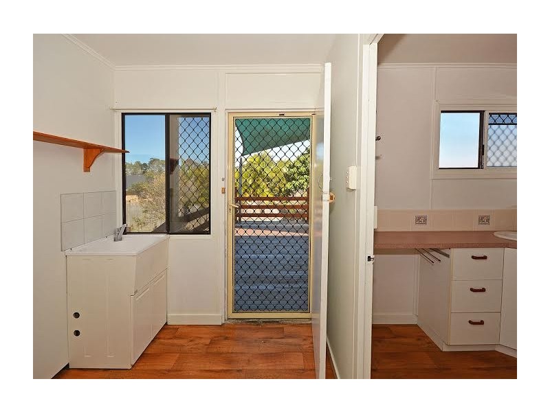 8 Desmond Drive, Toogoom QLD 4655