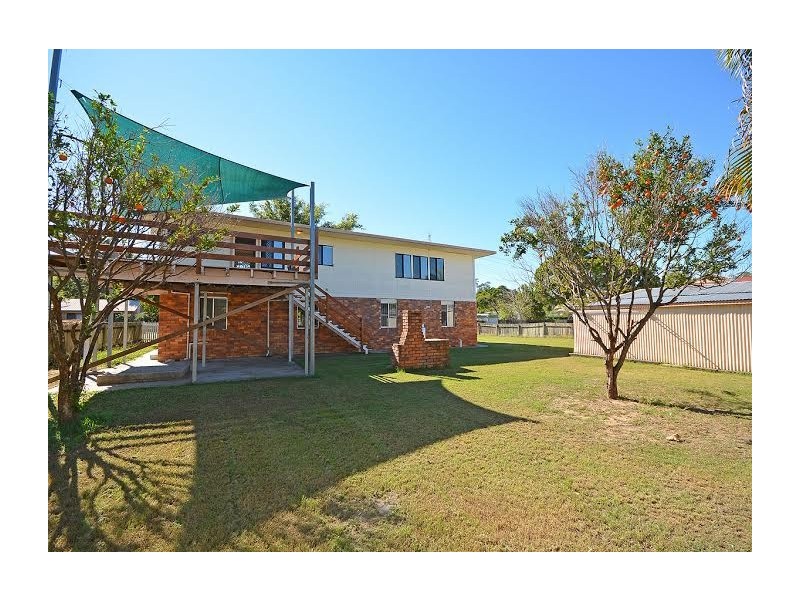 8 Desmond Drive, Toogoom QLD 4655