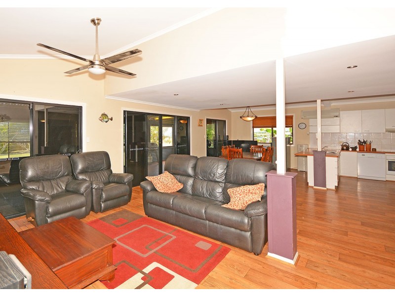 16 Loggerhead Court, River Heads QLD 4655