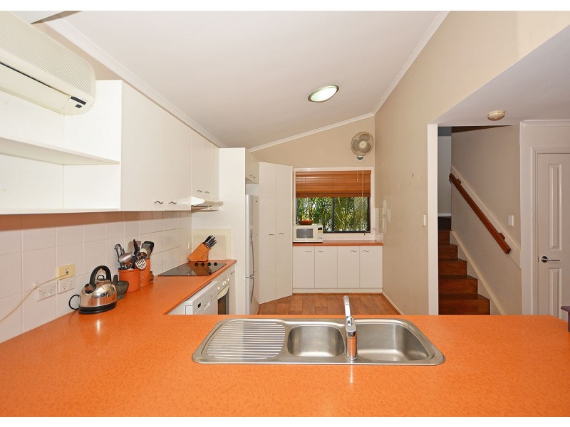 16 Loggerhead Court, River Heads QLD 4655