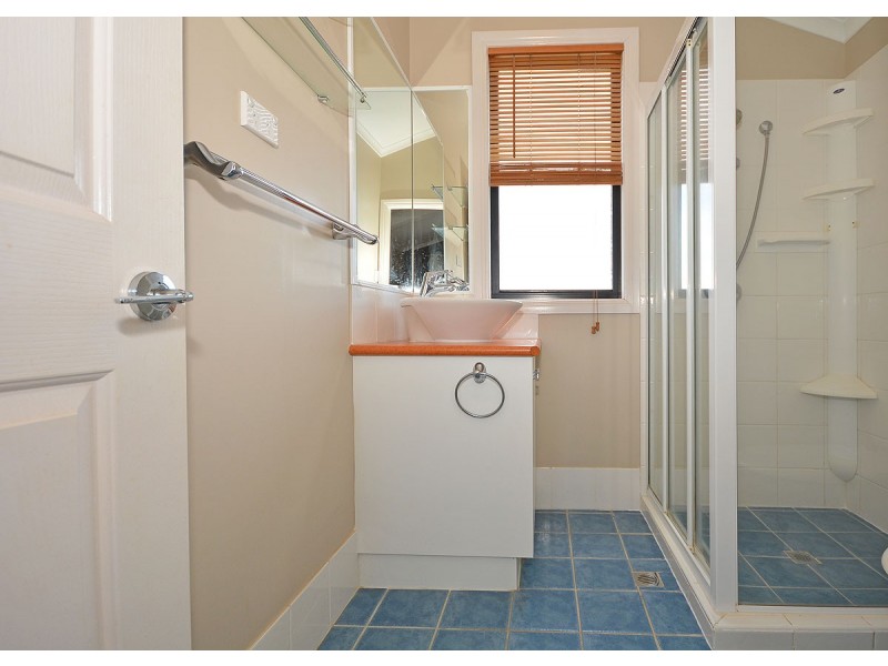 16 Loggerhead Court, River Heads QLD 4655