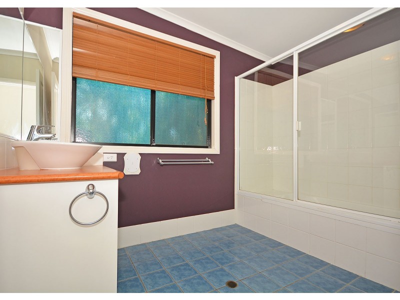 16 Loggerhead Court, River Heads QLD 4655