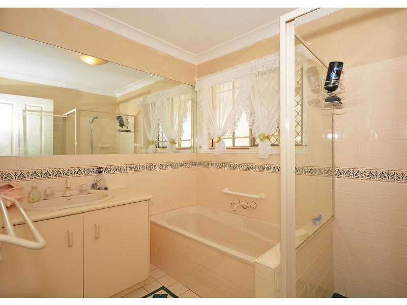 50 Ibis Boulevard, Eli Waters QLD 4655