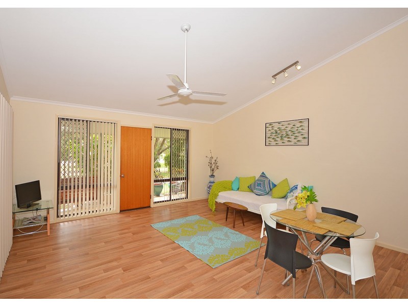 4/12 Denmans Camp Road, Torquay QLD 4655