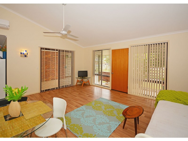 4/12 Denmans Camp Road, Torquay QLD 4655
