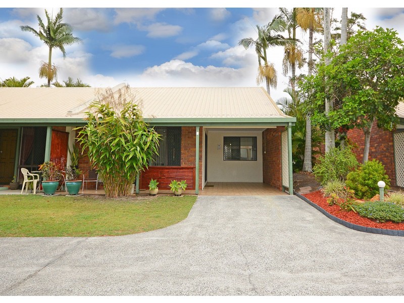 4/12 Denmans Camp Road, Torquay QLD 4655