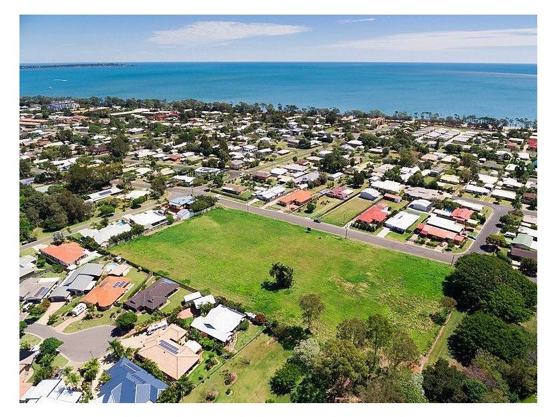 Lot 5/159 Truro Street, Urangan QLD 4655