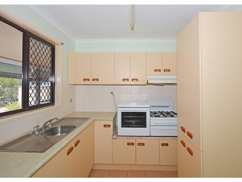 8 High Point Road, Dundowran QLD 4655