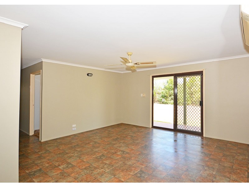 8 High Point Road, Dundowran QLD 4655