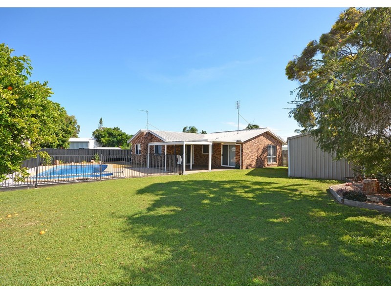 9 Palera Court, Point Vernon QLD 4655