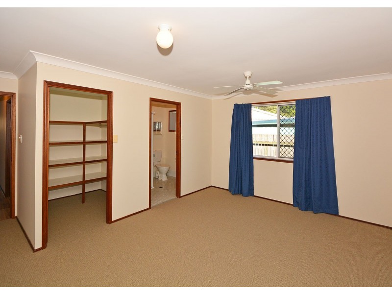 9 Palera Court, Point Vernon QLD 4655