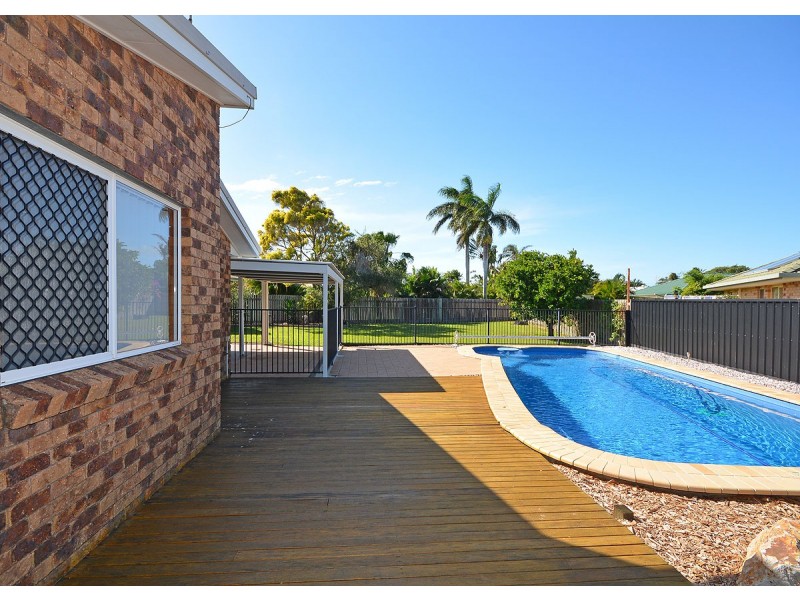 9 Palera Court, Point Vernon QLD 4655