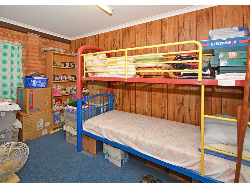 16 Prince Street, Urangan QLD 4655