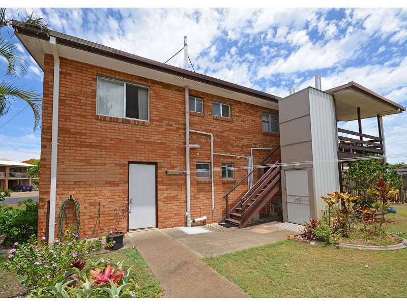 16 Prince Street, Urangan QLD 4655