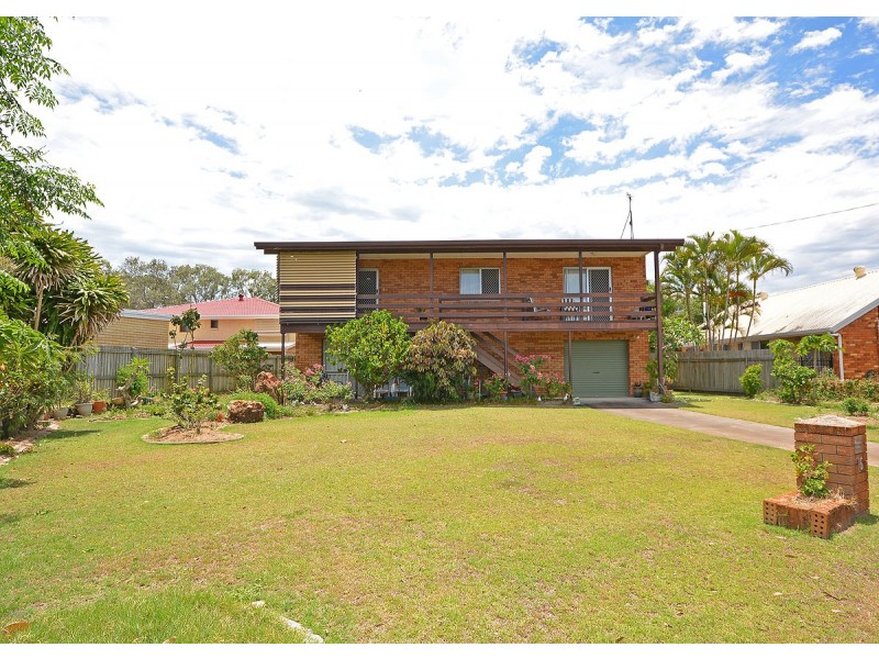 16 Prince Street, Urangan QLD 4655