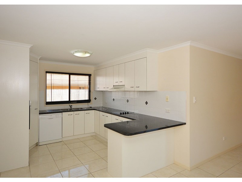 32 Joselyn Drive, Point Vernon QLD 4655
