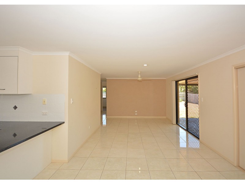 32 Joselyn Drive, Point Vernon QLD 4655