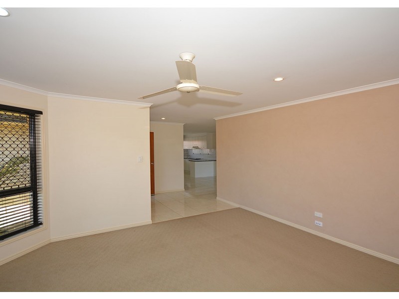 32 Joselyn Drive, Point Vernon QLD 4655