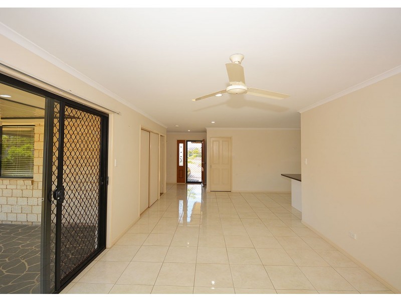 32 Joselyn Drive, Point Vernon QLD 4655
