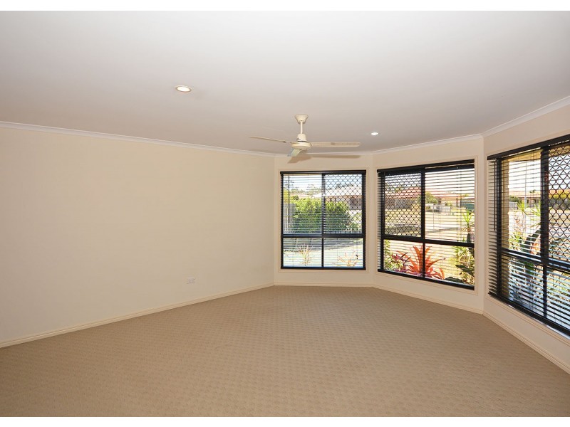 32 Joselyn Drive, Point Vernon QLD 4655
