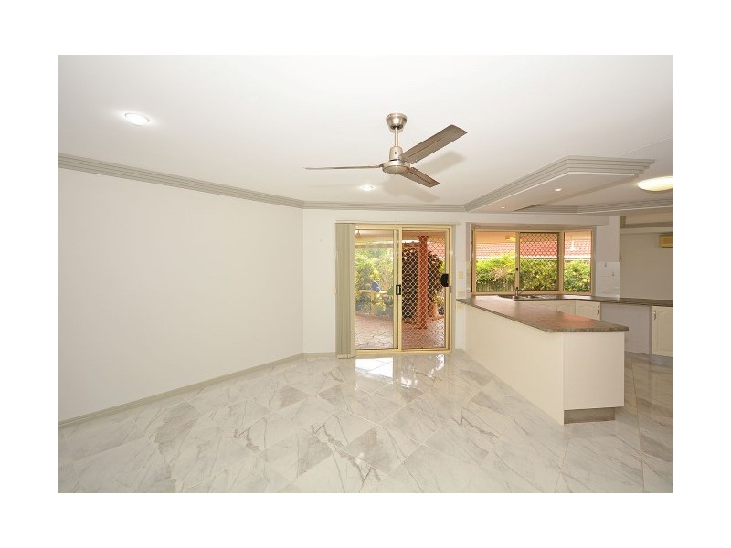 26 Heather Way, Urraween QLD 4655