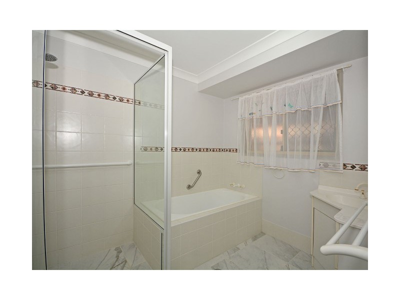 26 Heather Way, Urraween QLD 4655