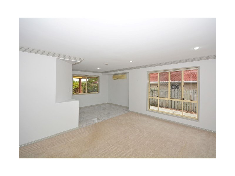 26 Heather Way, Urraween QLD 4655